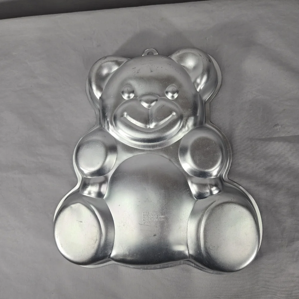 Vintage Wilton Teddy Bear Cake Pan Mold #2105-4943  2002 Baking Cooking Party
